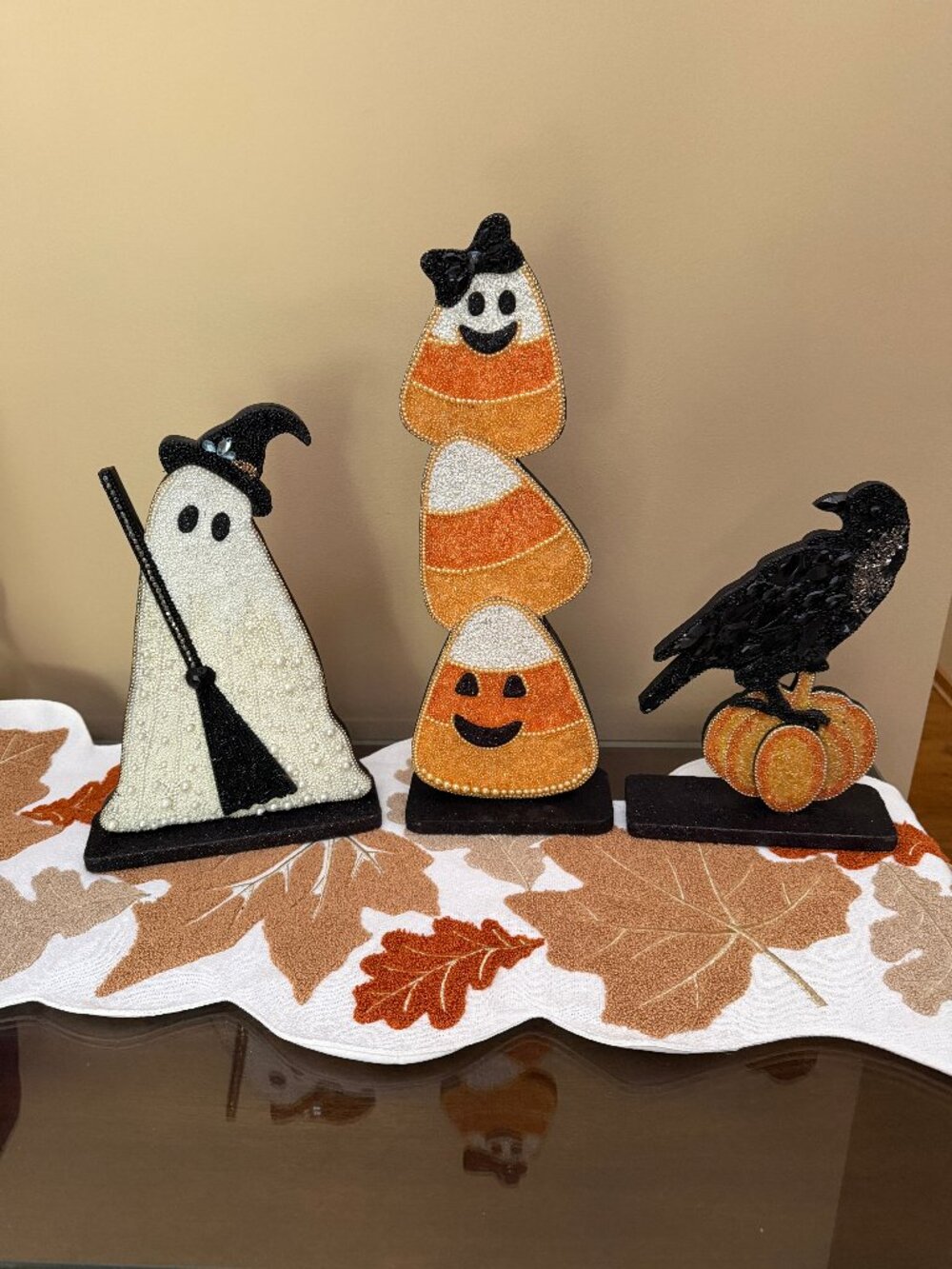 U CHOOSE Halloween table decor SEQUINED/GLITTERY Ghost, Crow, Candy Corn NWT